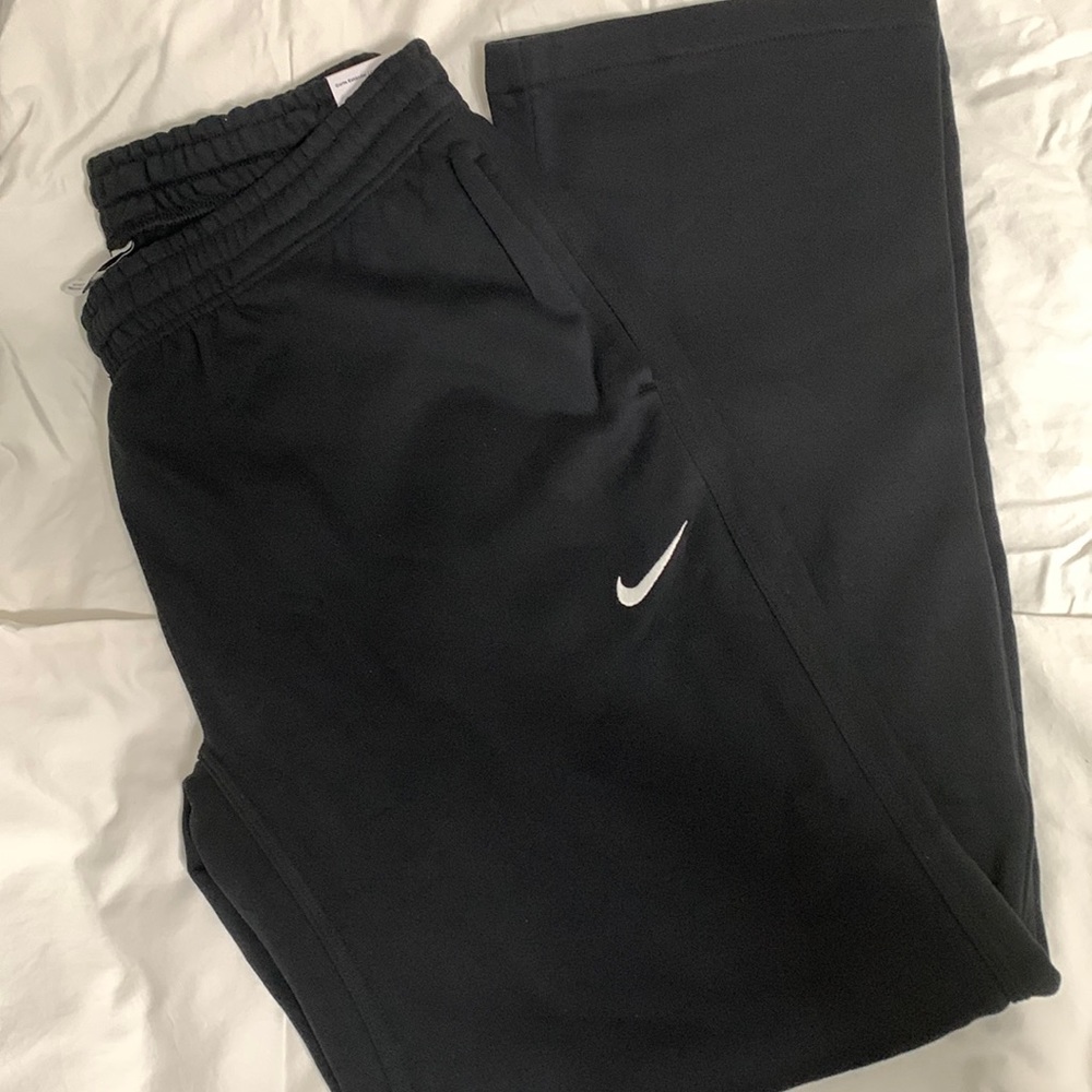 Nike Black mens straight leg jogger